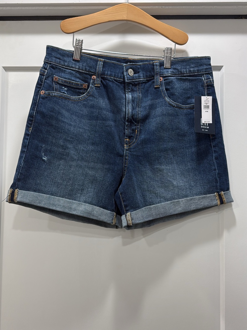 GAP Dark Blue Rolled-Hem Jean Shorts new without tags